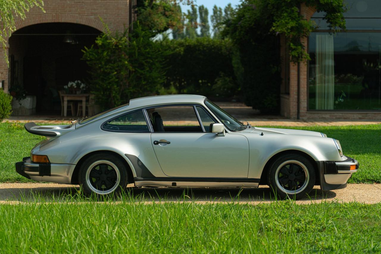 1975 Porsche PORSCHE 930 (911) 3.0 TURBO