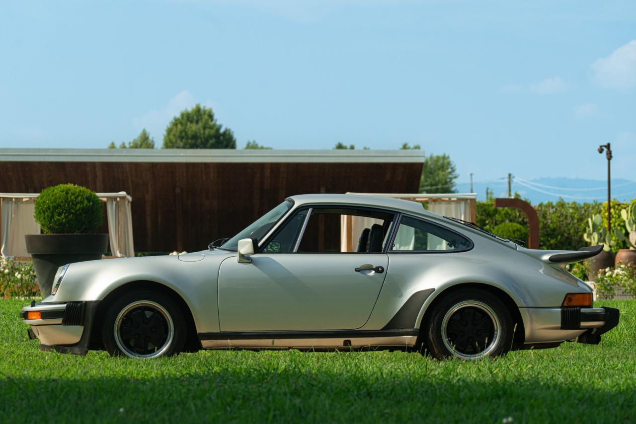 1975 Porsche PORSCHE 930 (911) 3.0 TURBO