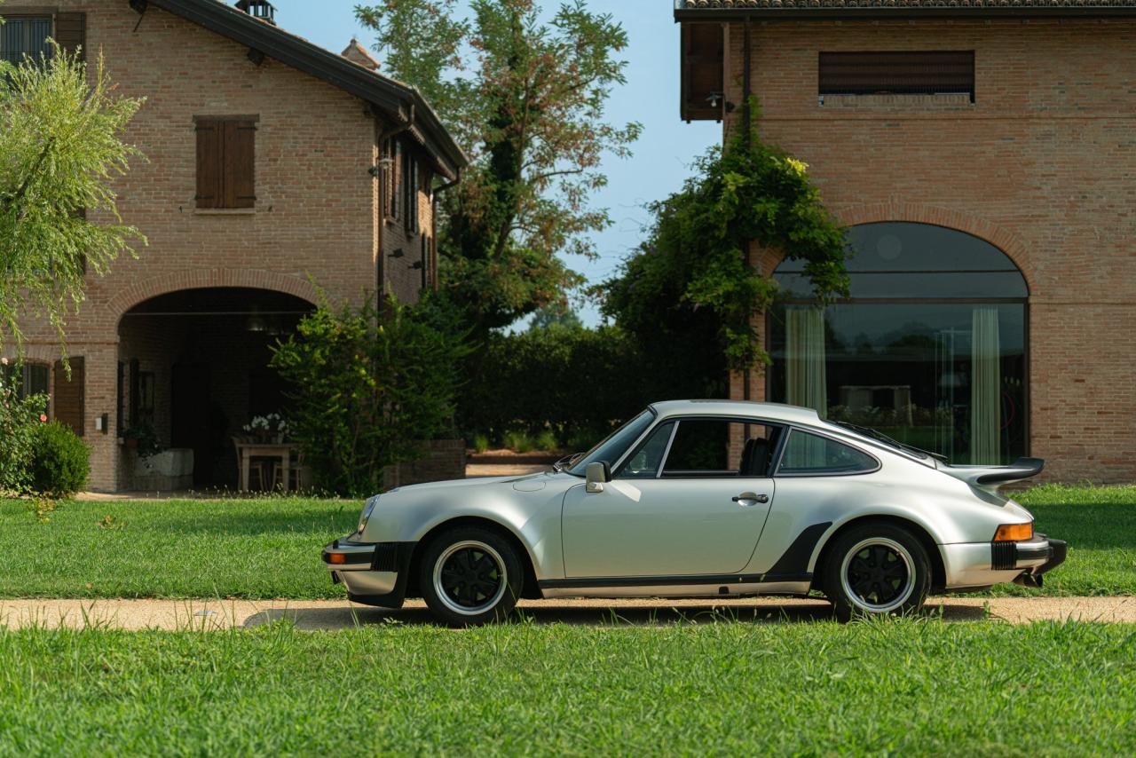 1975 Porsche PORSCHE 930 (911) 3.0 TURBO