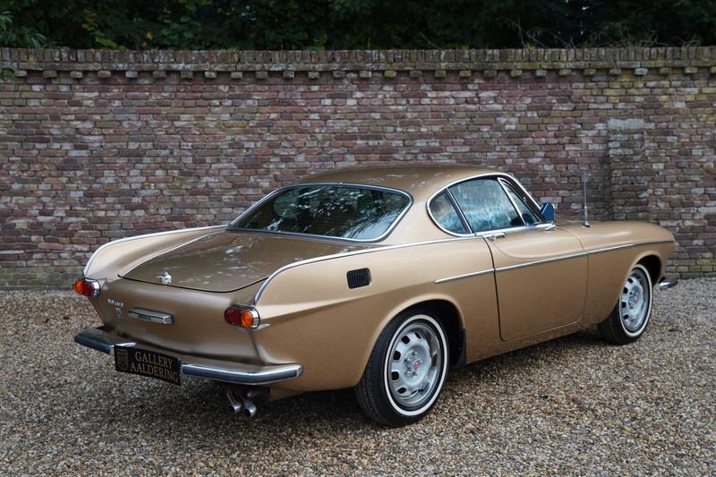 1972 Volvo P1800E