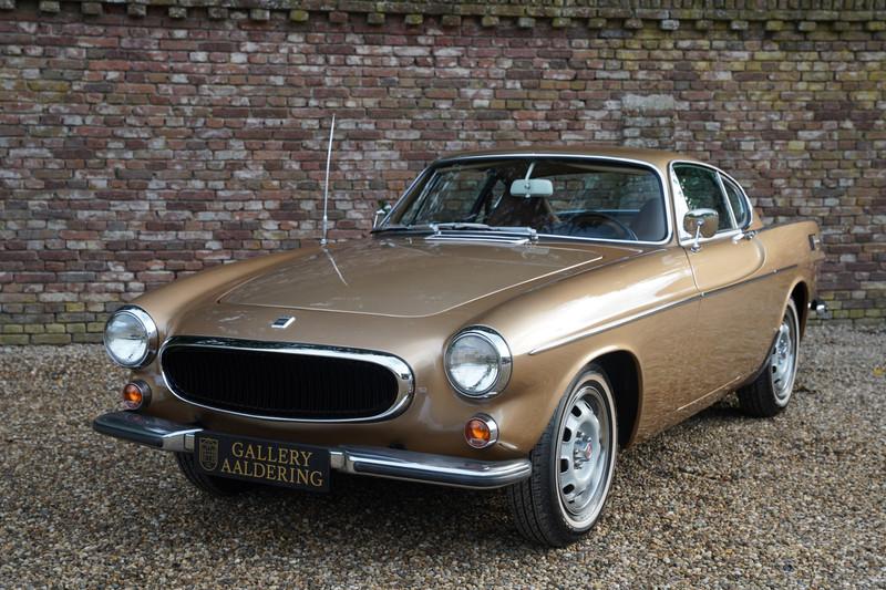 1972 Volvo P1800E