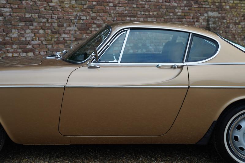 1972 Volvo P1800E