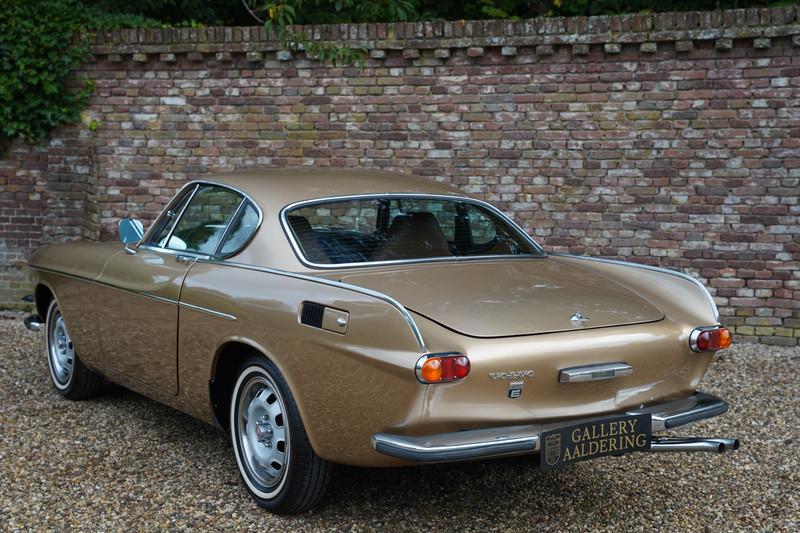 1972 Volvo P1800E