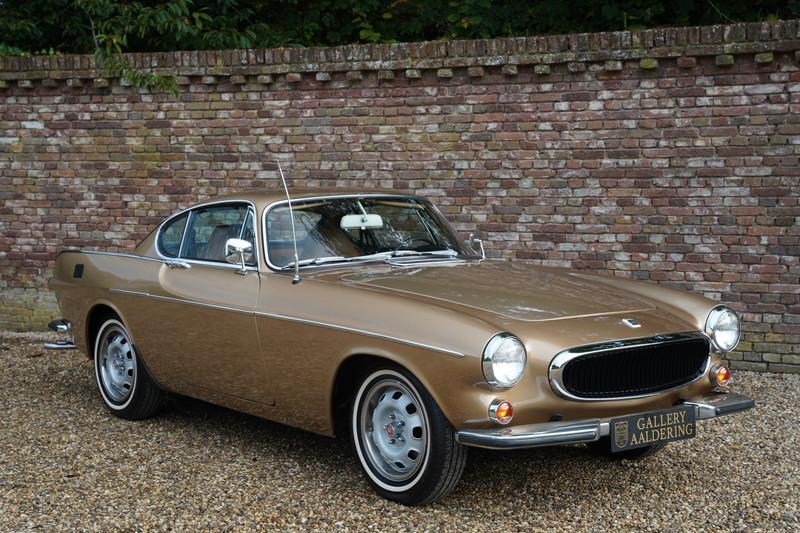 1972 Volvo P1800E