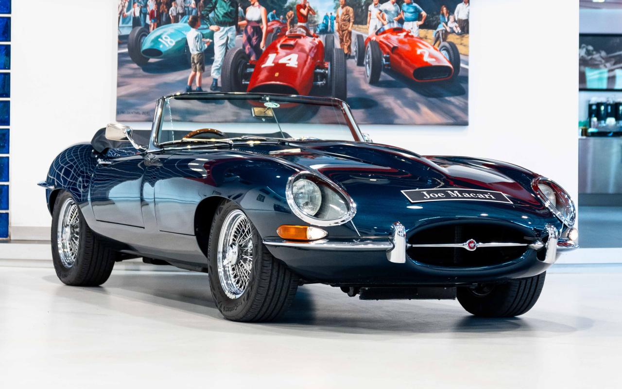 1965 Jaguar E-Type Series 1 Roadster