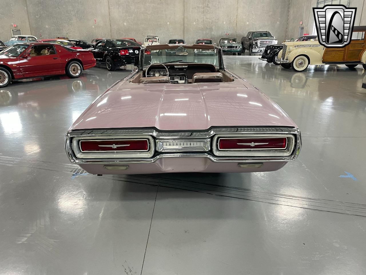 1964 Ford Thunderbird