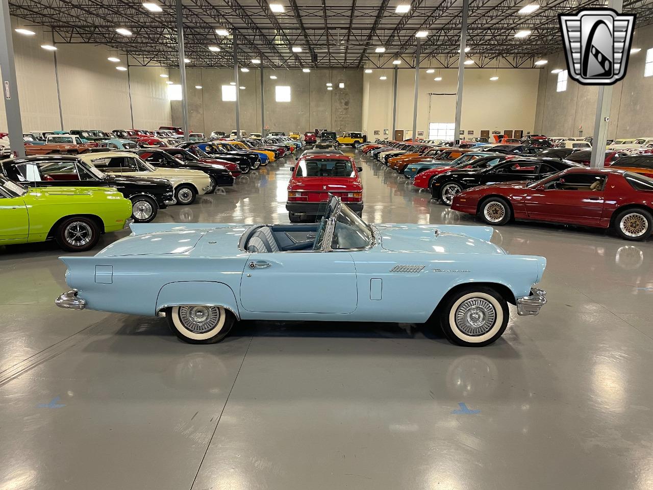 1957 Ford Thunderbird