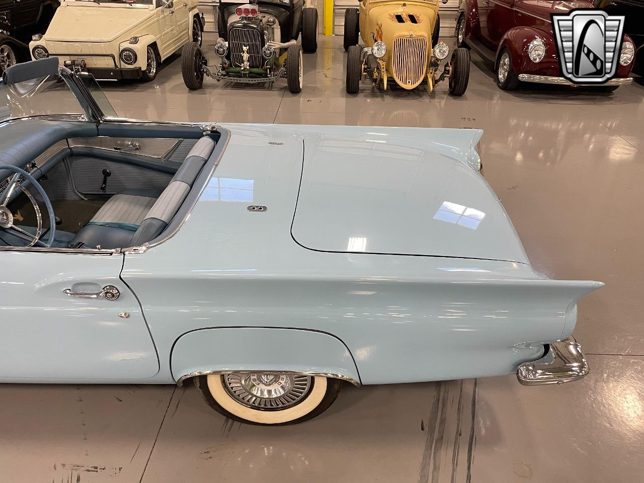 1957 Ford Thunderbird