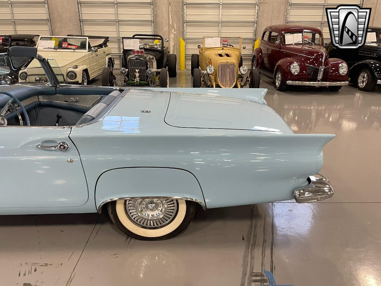 1957 Ford Thunderbird