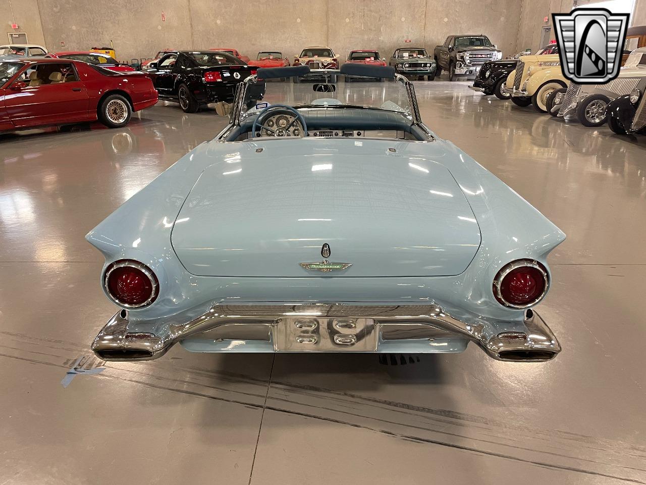 1957 Ford Thunderbird