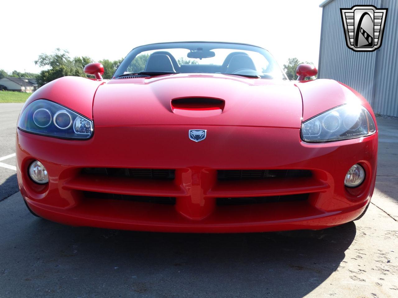 2003 Dodge Viper