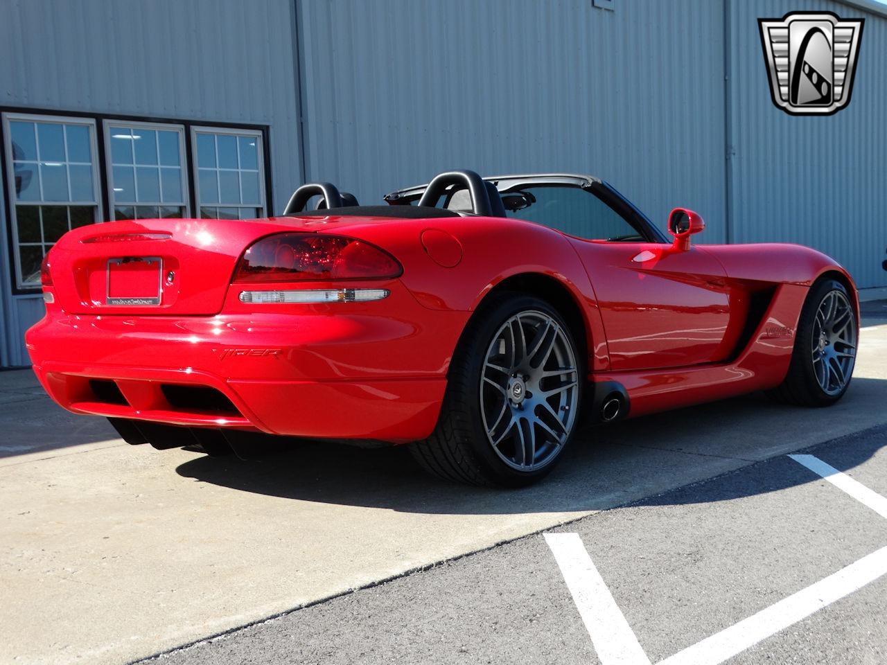 2003 Dodge Viper