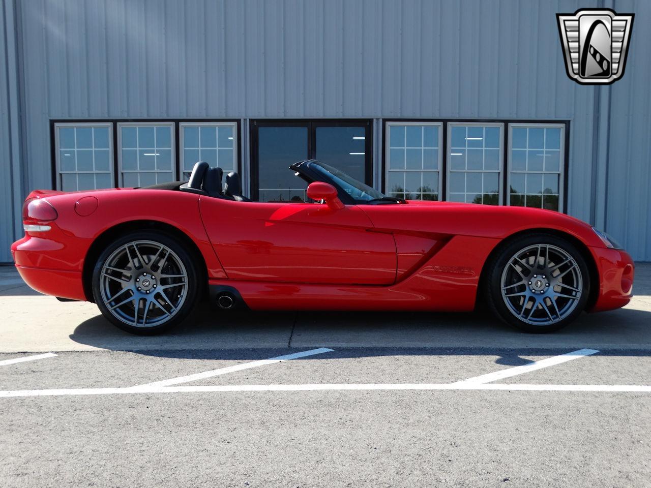 2003 Dodge Viper