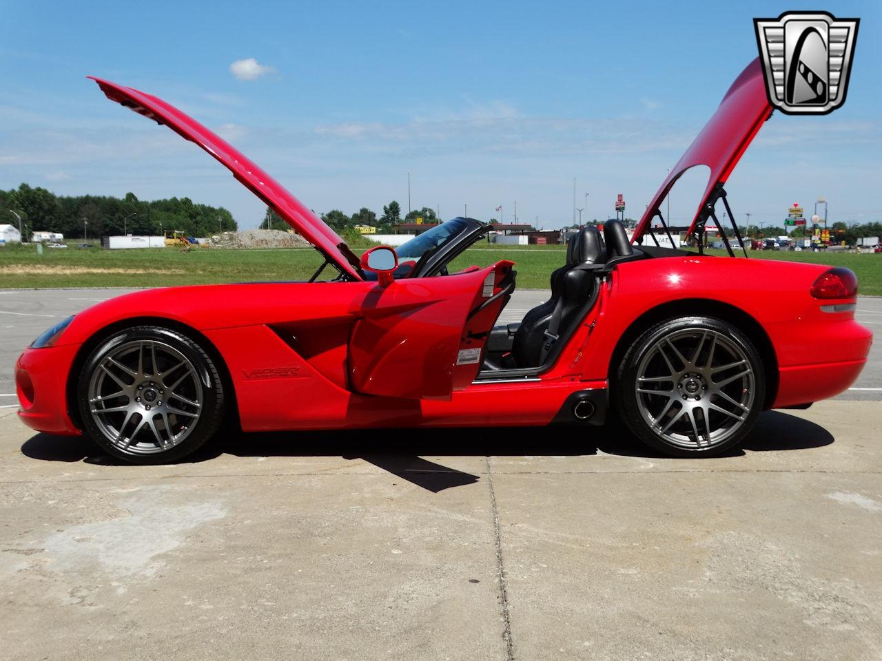 2003 Dodge Viper