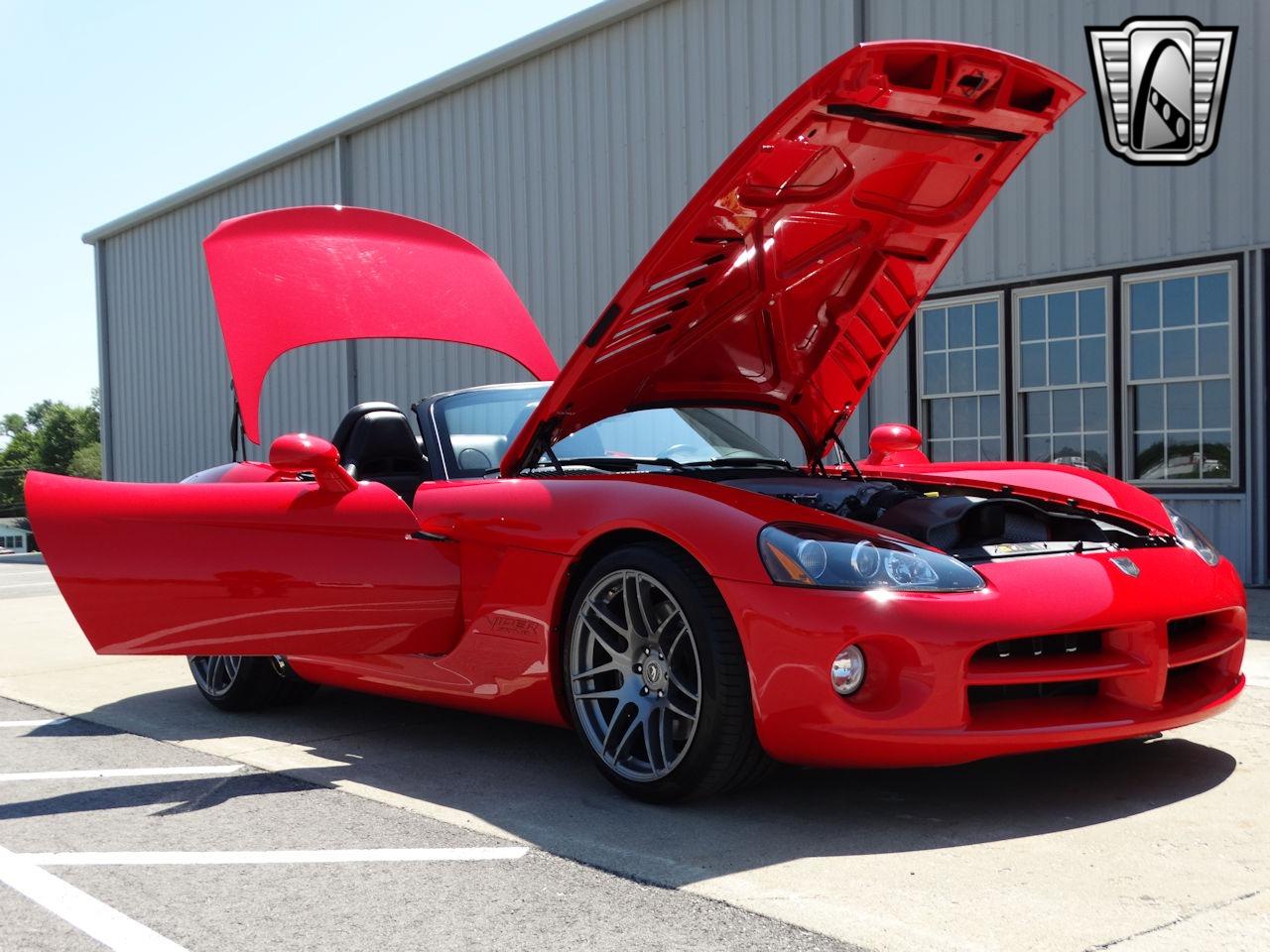 2003 Dodge Viper