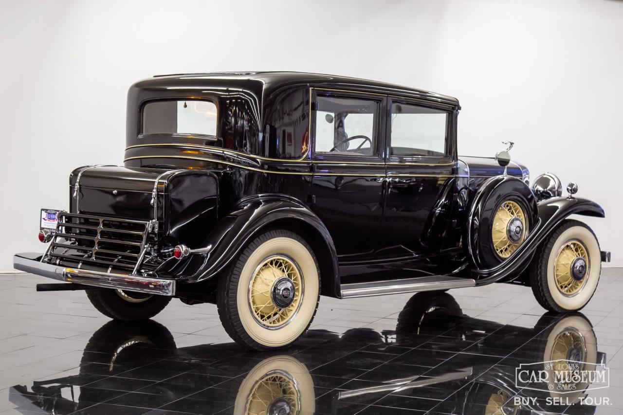 1931 Cadillac 355A Town Sedan