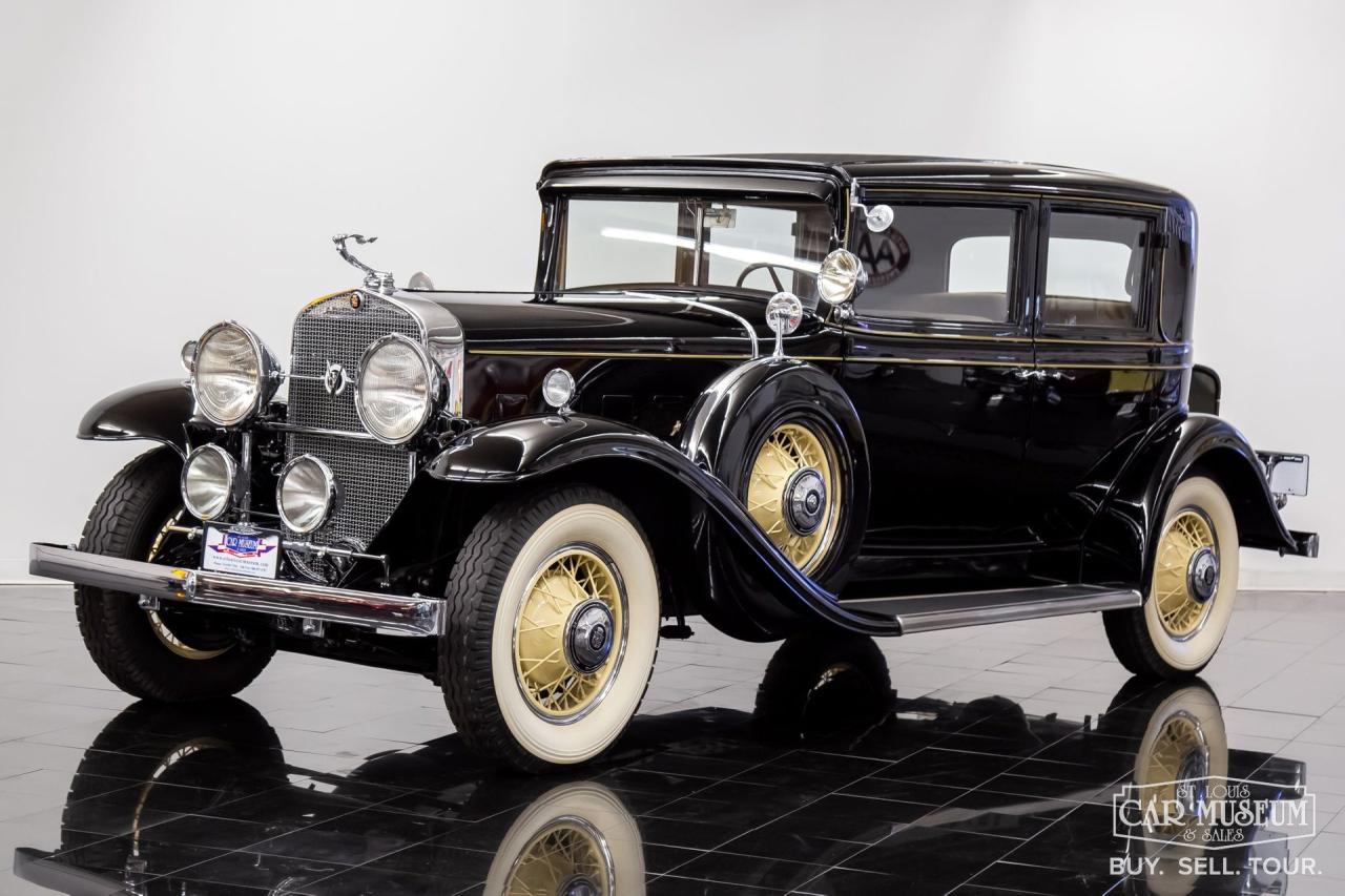 1931 Cadillac 355A Town Sedan