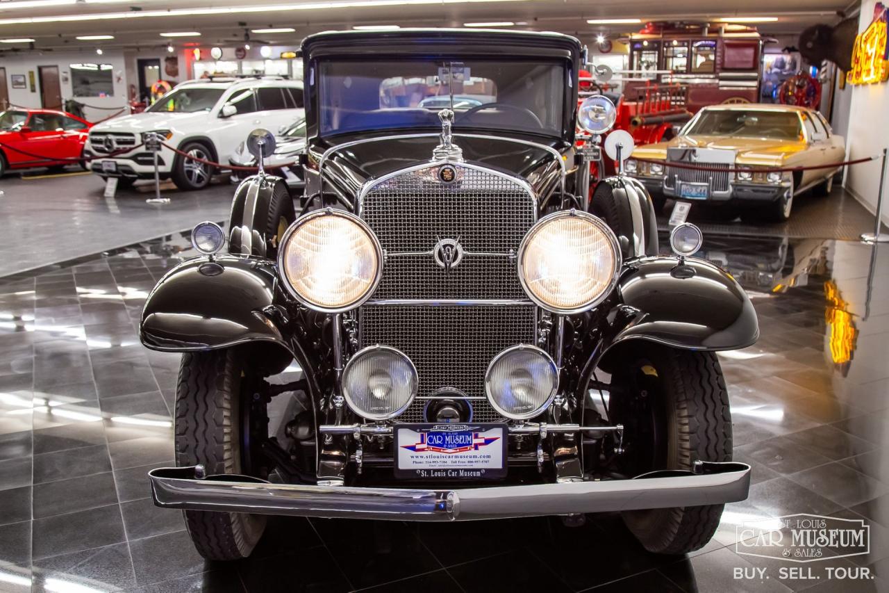 1931 Cadillac 355A Town Sedan