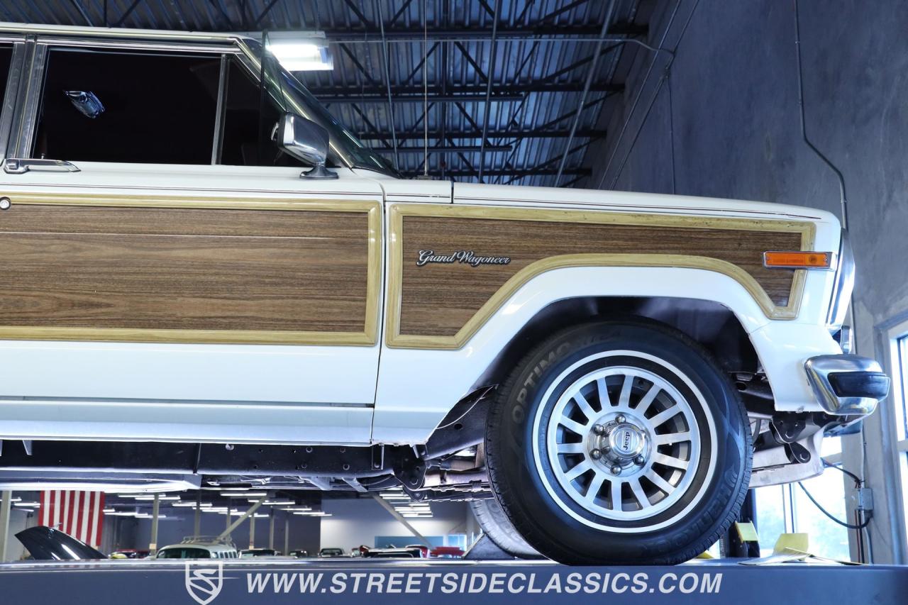 1988 Jeep Grand Wagoneer