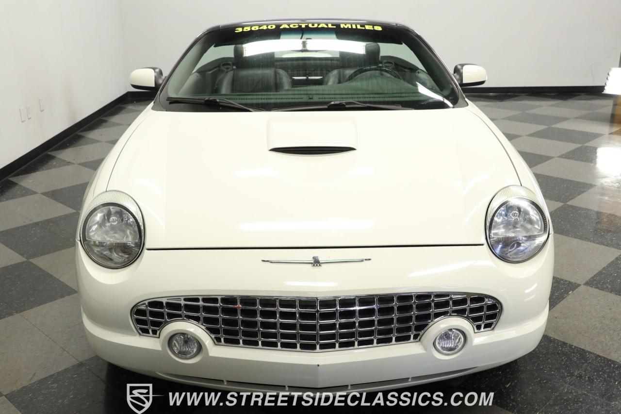 2002 Ford Thunderbird