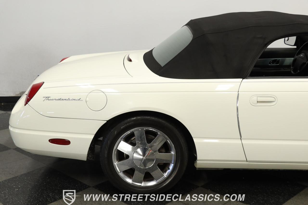 2002 Ford Thunderbird