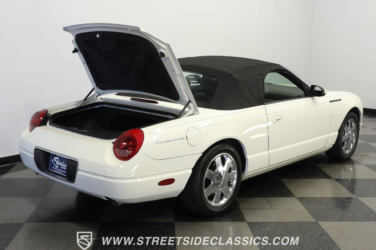 2002 Ford Thunderbird