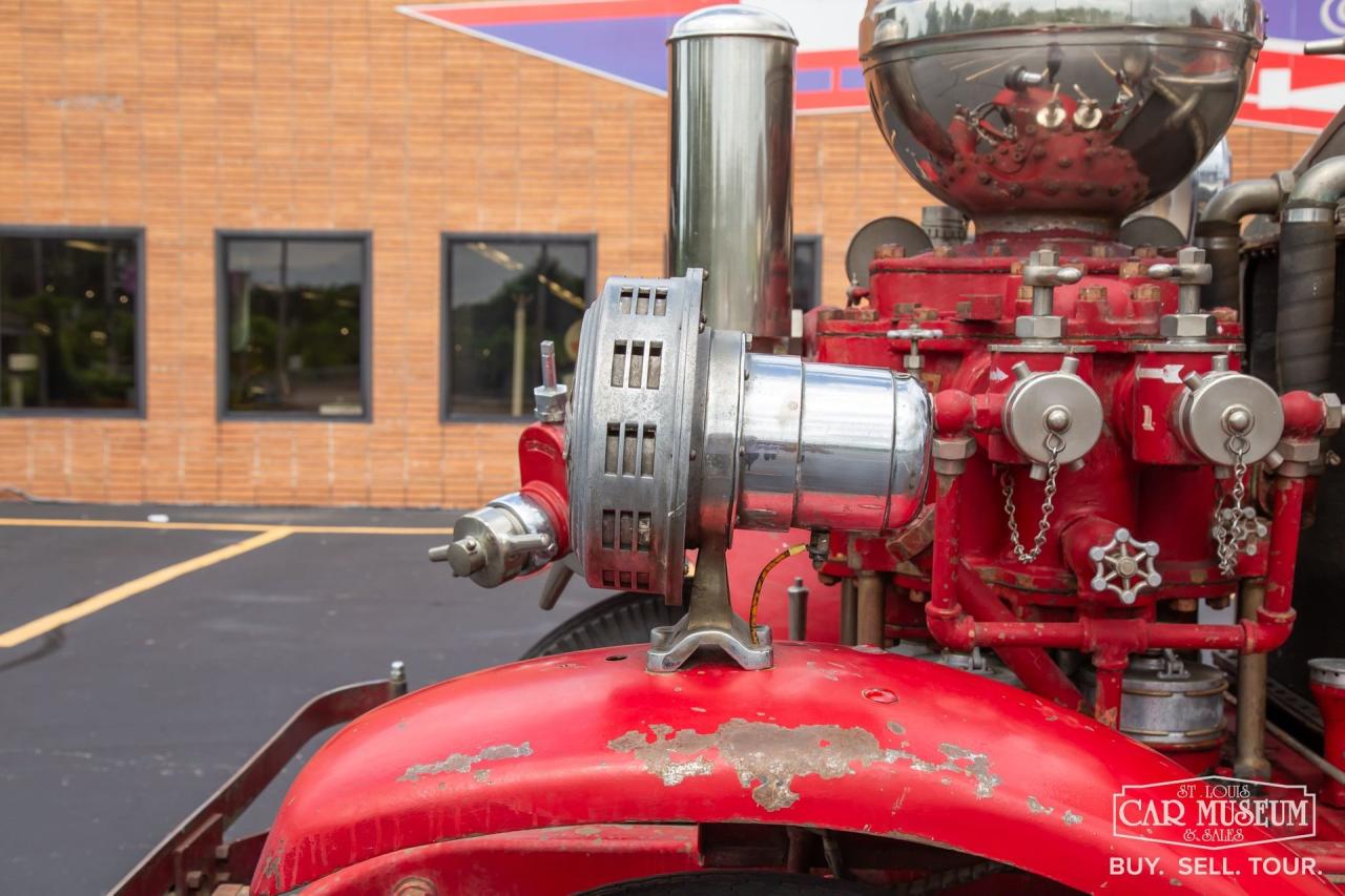 1928 Ahrens-Fox N-S-4 Pumper Fire Truck