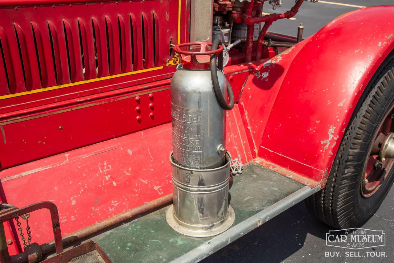 1928 Ahrens-Fox N-S-4 Pumper Fire Truck