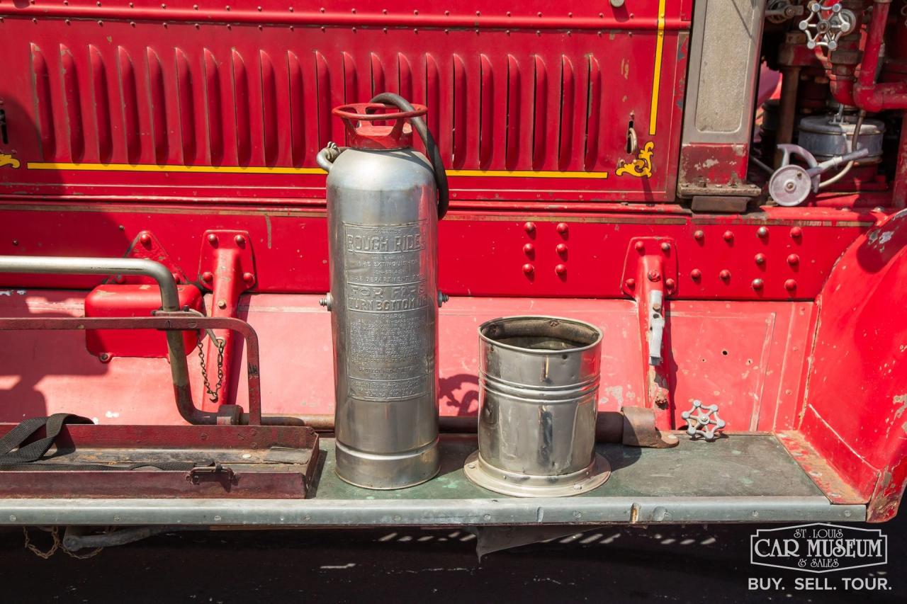 1928 Ahrens-Fox N-S-4 Pumper Fire Truck