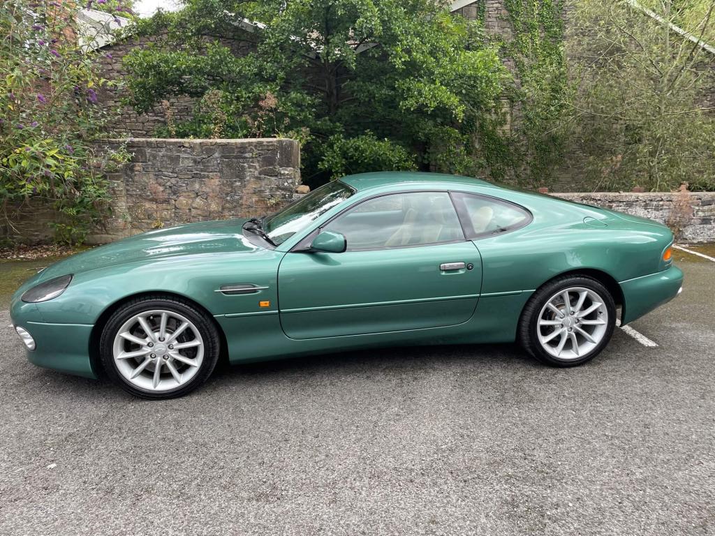 2000 Aston Martin DB7