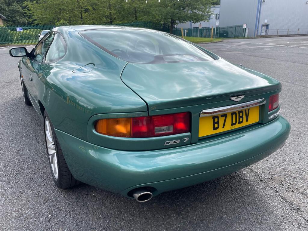 2000 Aston Martin DB7