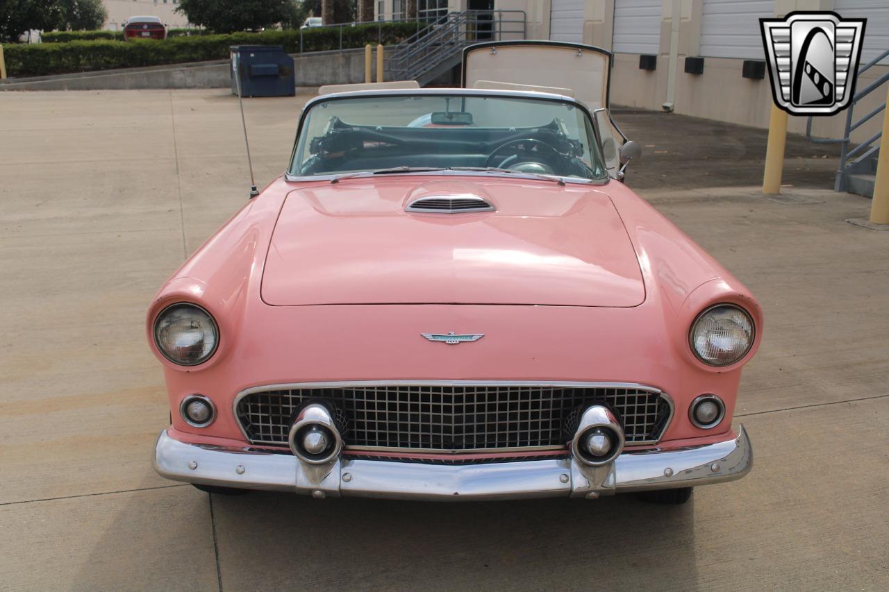 1956 Ford Thunderbird