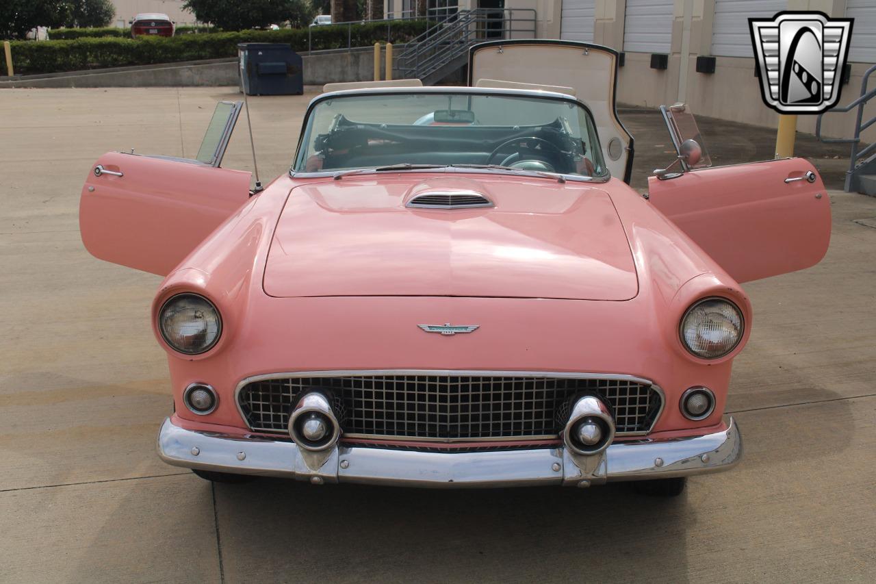 1956 Ford Thunderbird