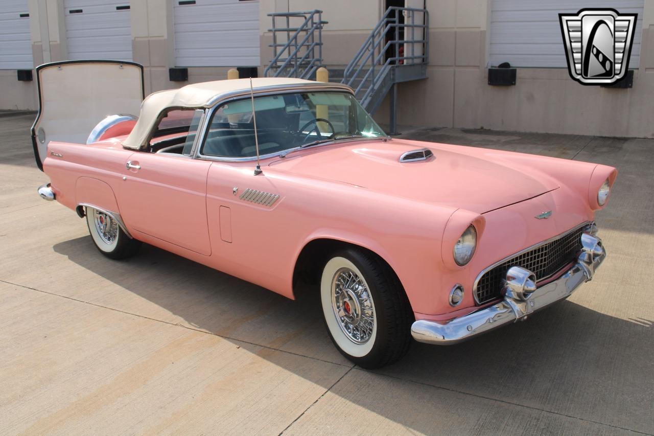 1956 Ford Thunderbird