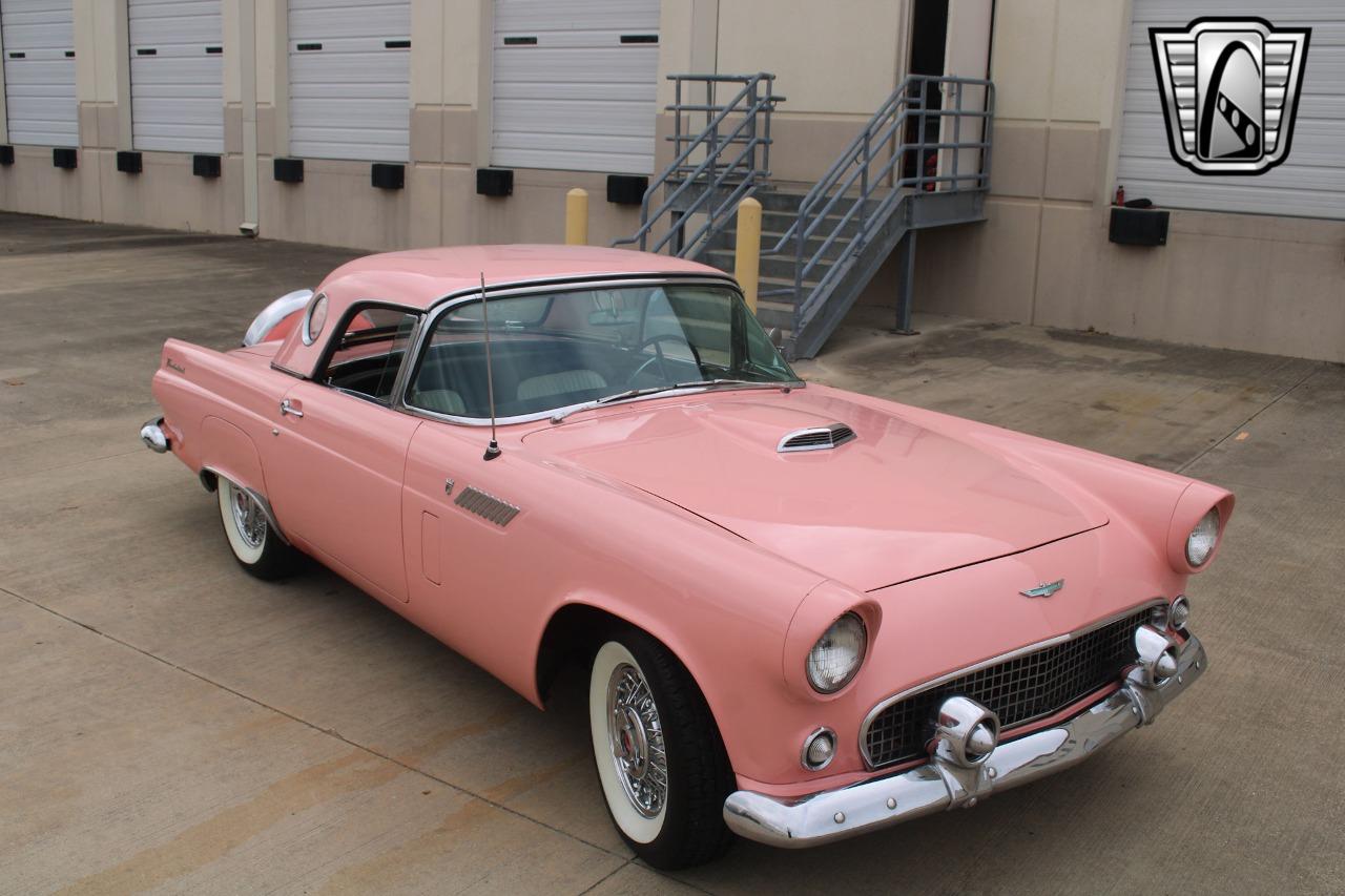 1956 Ford Thunderbird