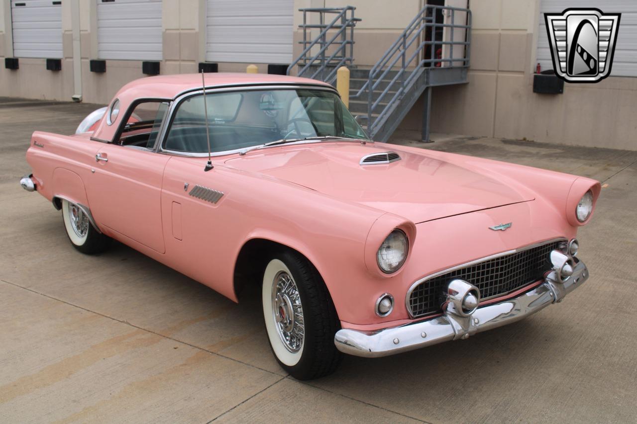 1956 Ford Thunderbird