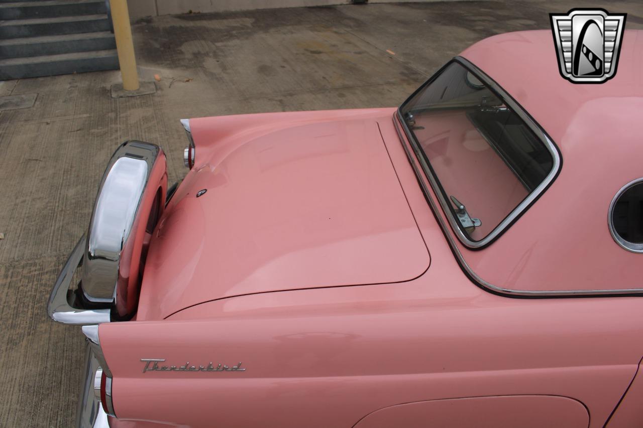 1956 Ford Thunderbird