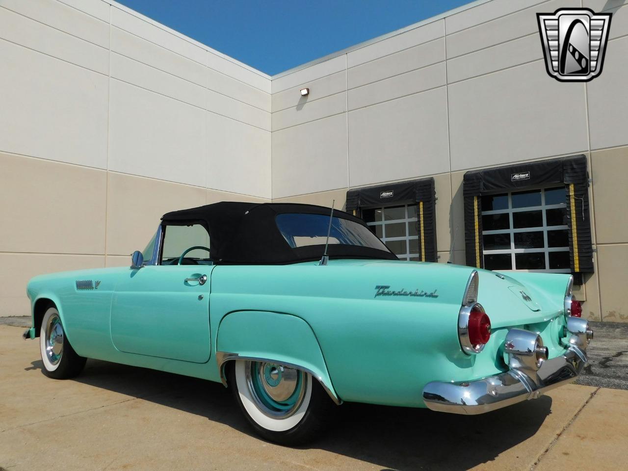 1955 Ford Thunderbird