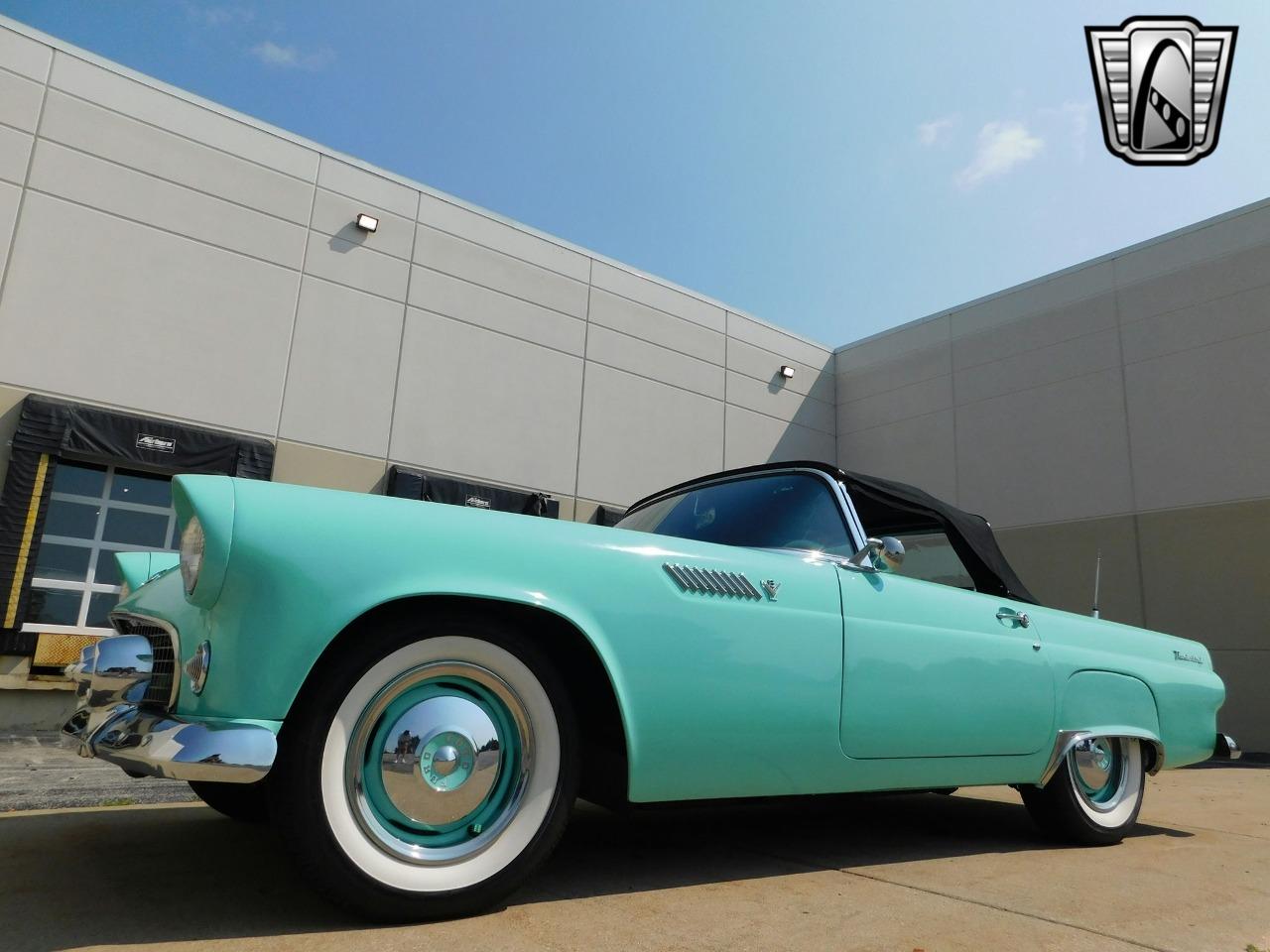 1955 Ford Thunderbird