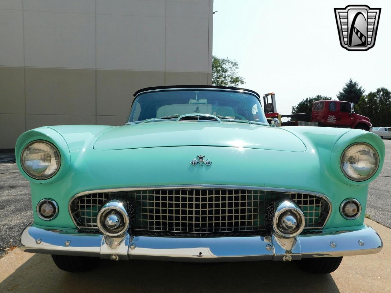 1955 Ford Thunderbird