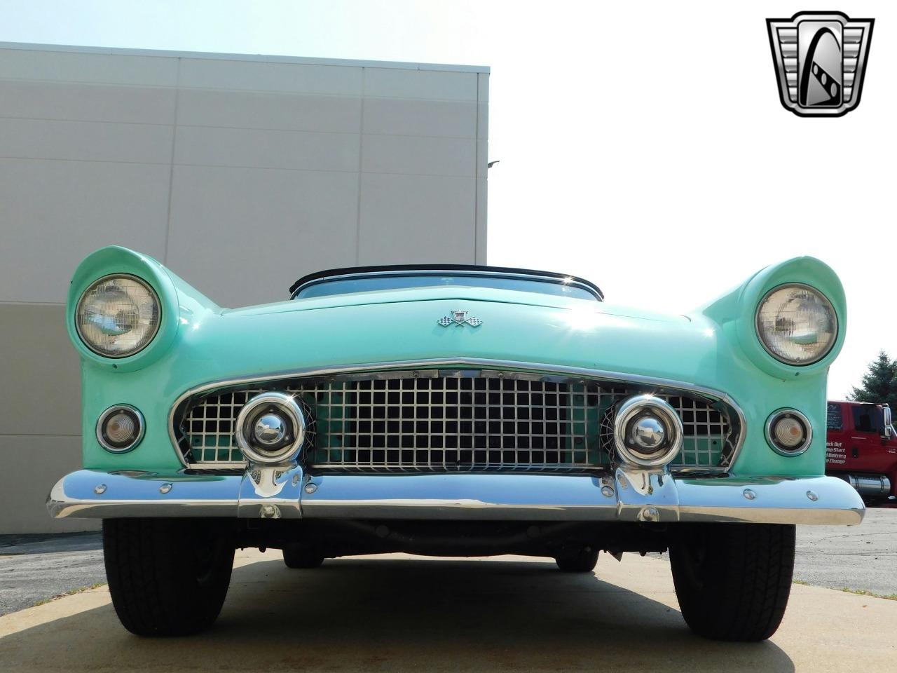 1955 Ford Thunderbird