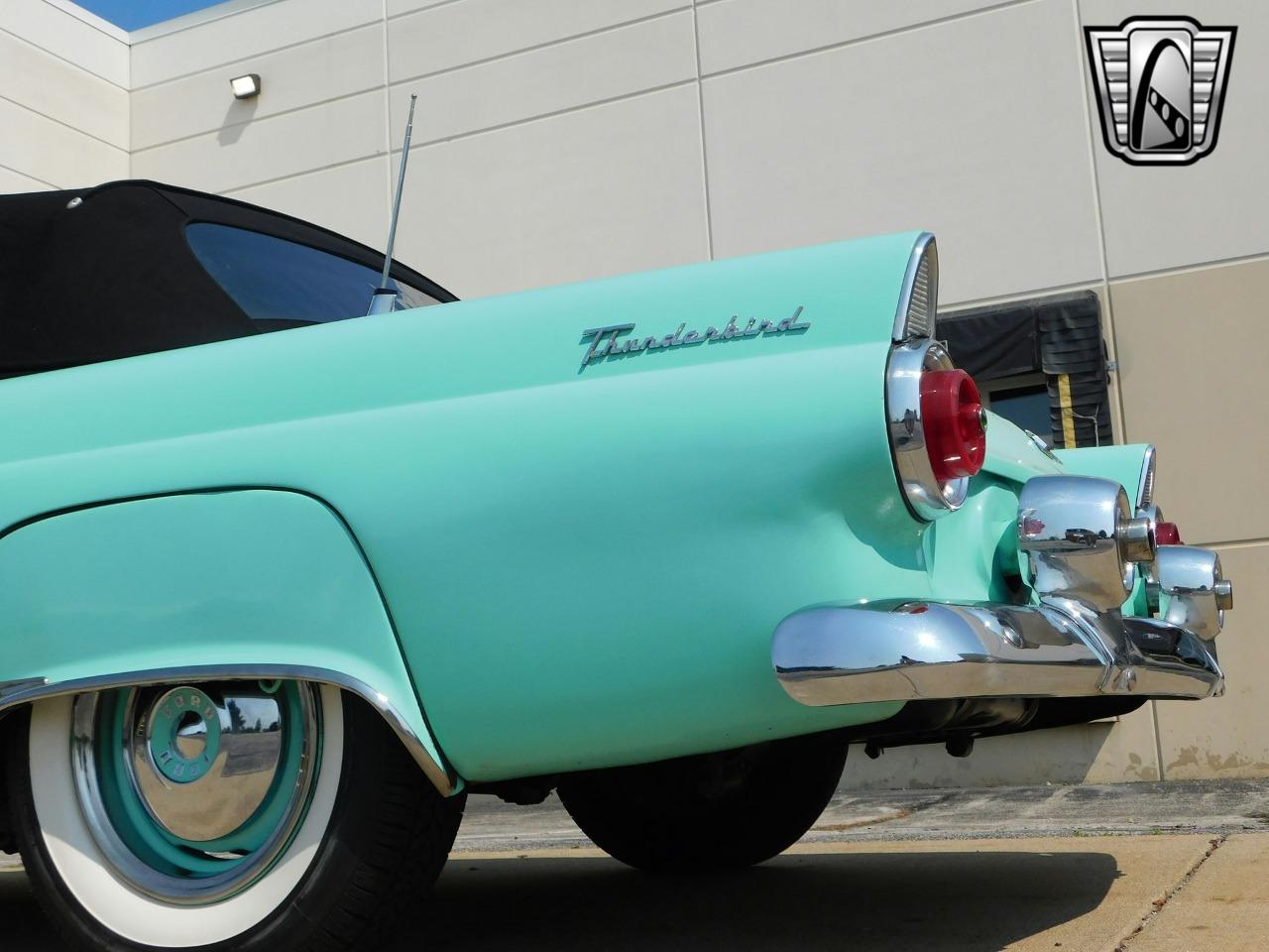 1955 Ford Thunderbird