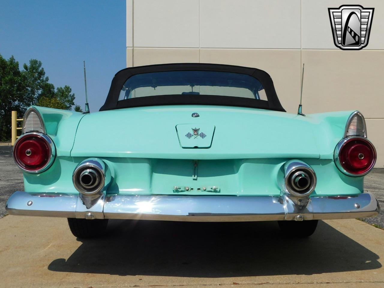 1955 Ford Thunderbird