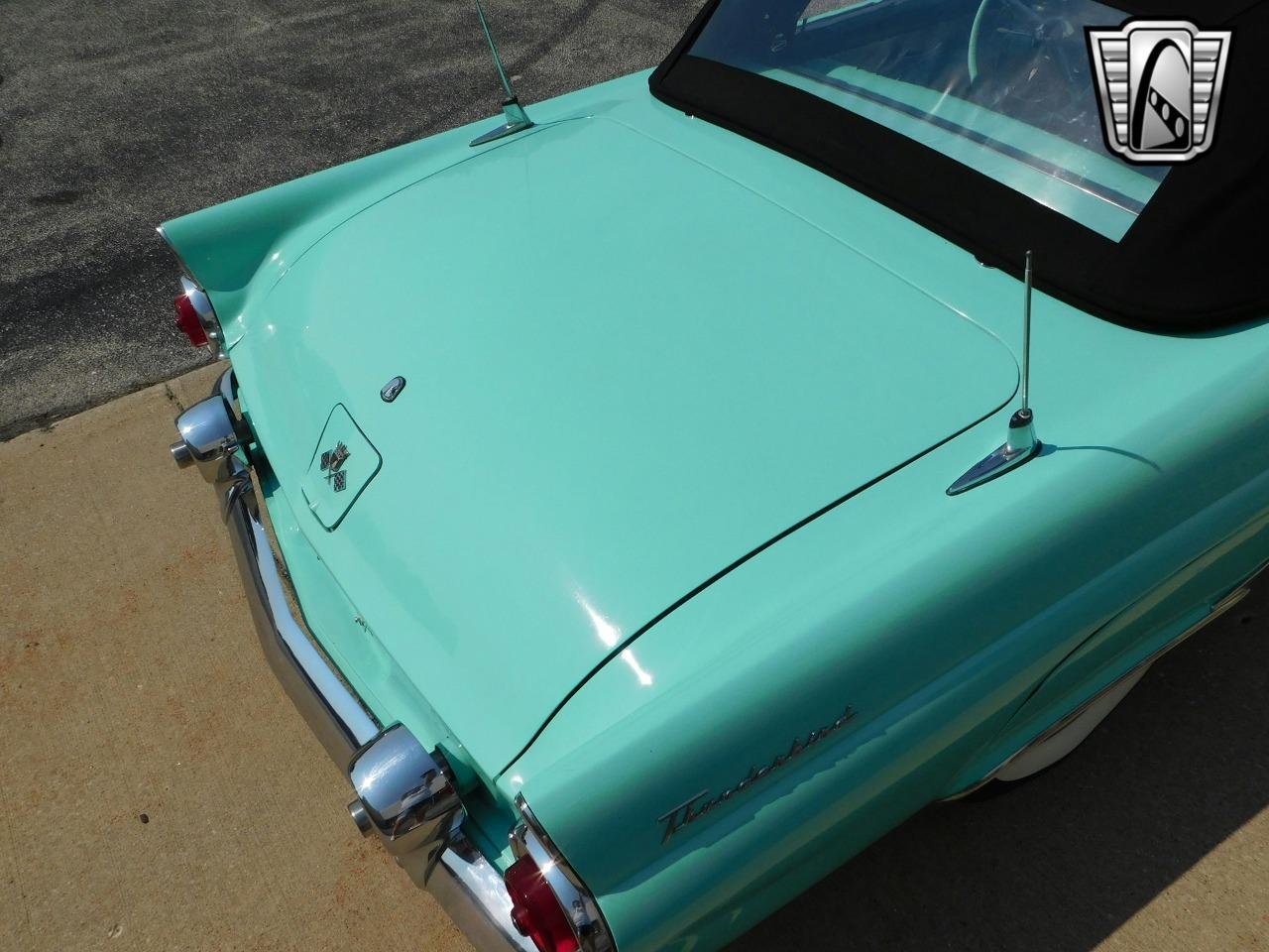 1955 Ford Thunderbird