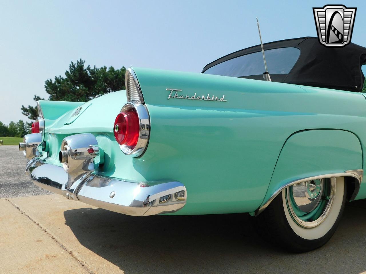 1955 Ford Thunderbird