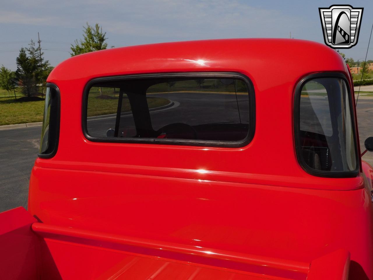 1953 GMC 5 Window