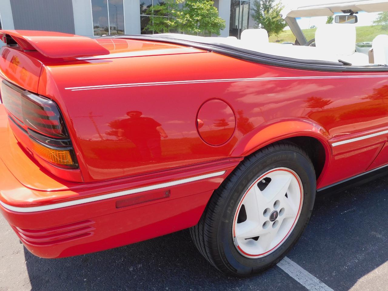 1992 Pontiac Sunbird