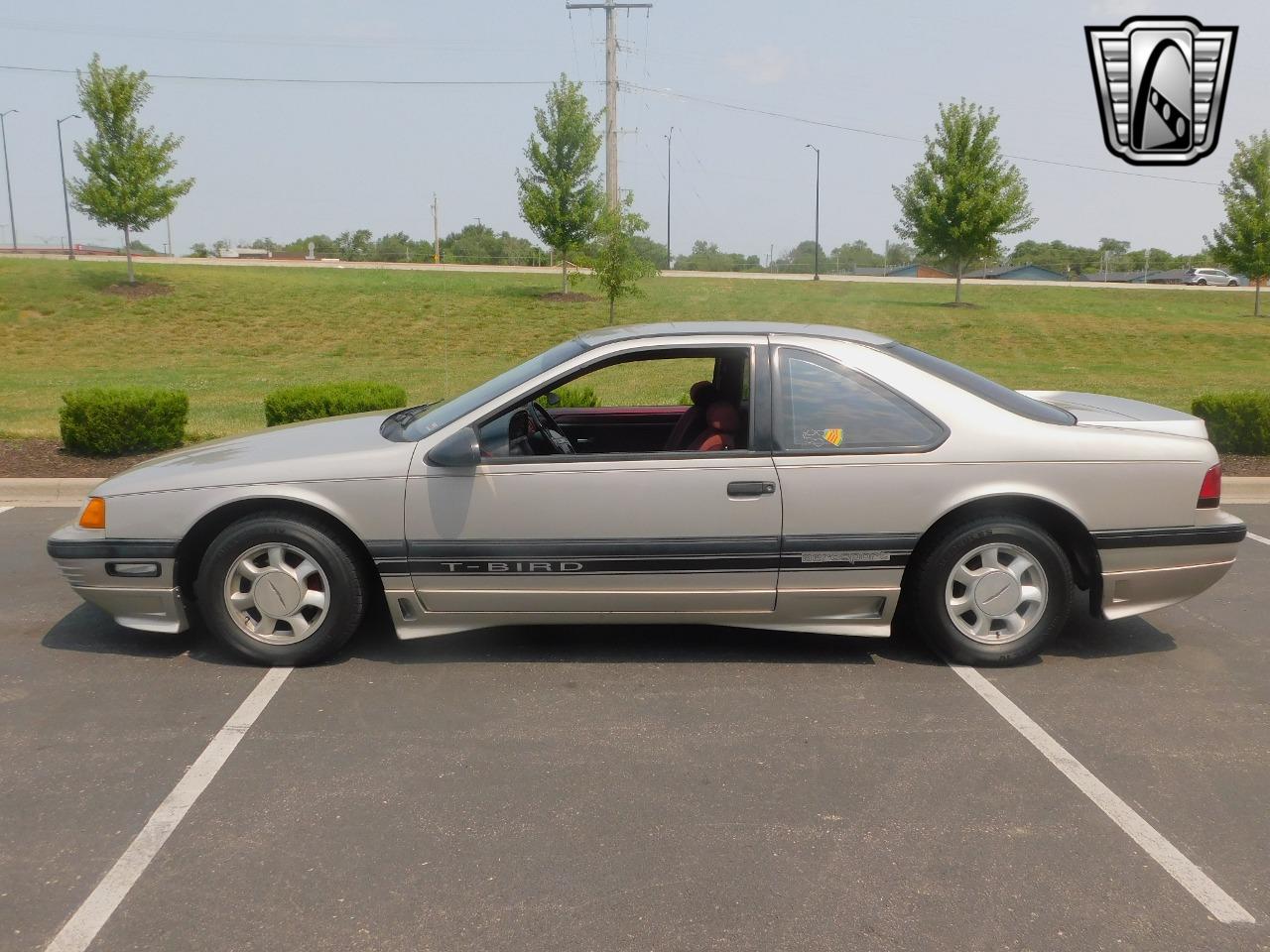 1989 Ford Thunderbird