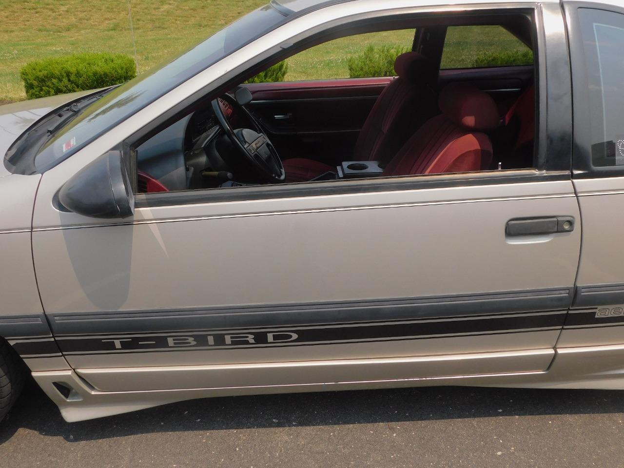 1989 Ford Thunderbird