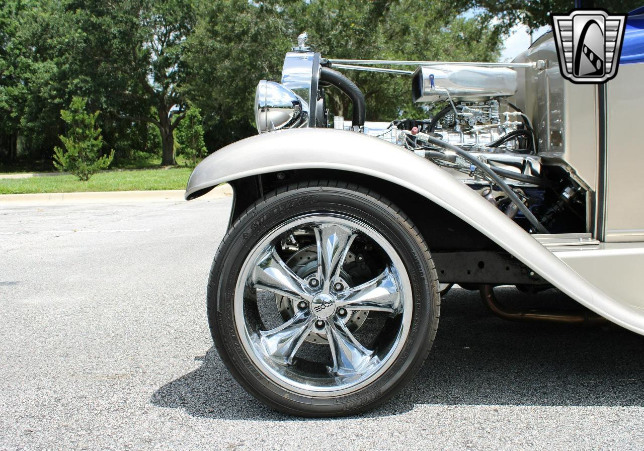 1929 Willys Knight